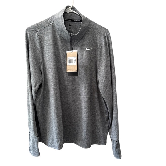 Women’s Nike Quarter Zip Grey Pullover Athletic Top with Thumbholes, Size 1X. - Picture 2 of 13